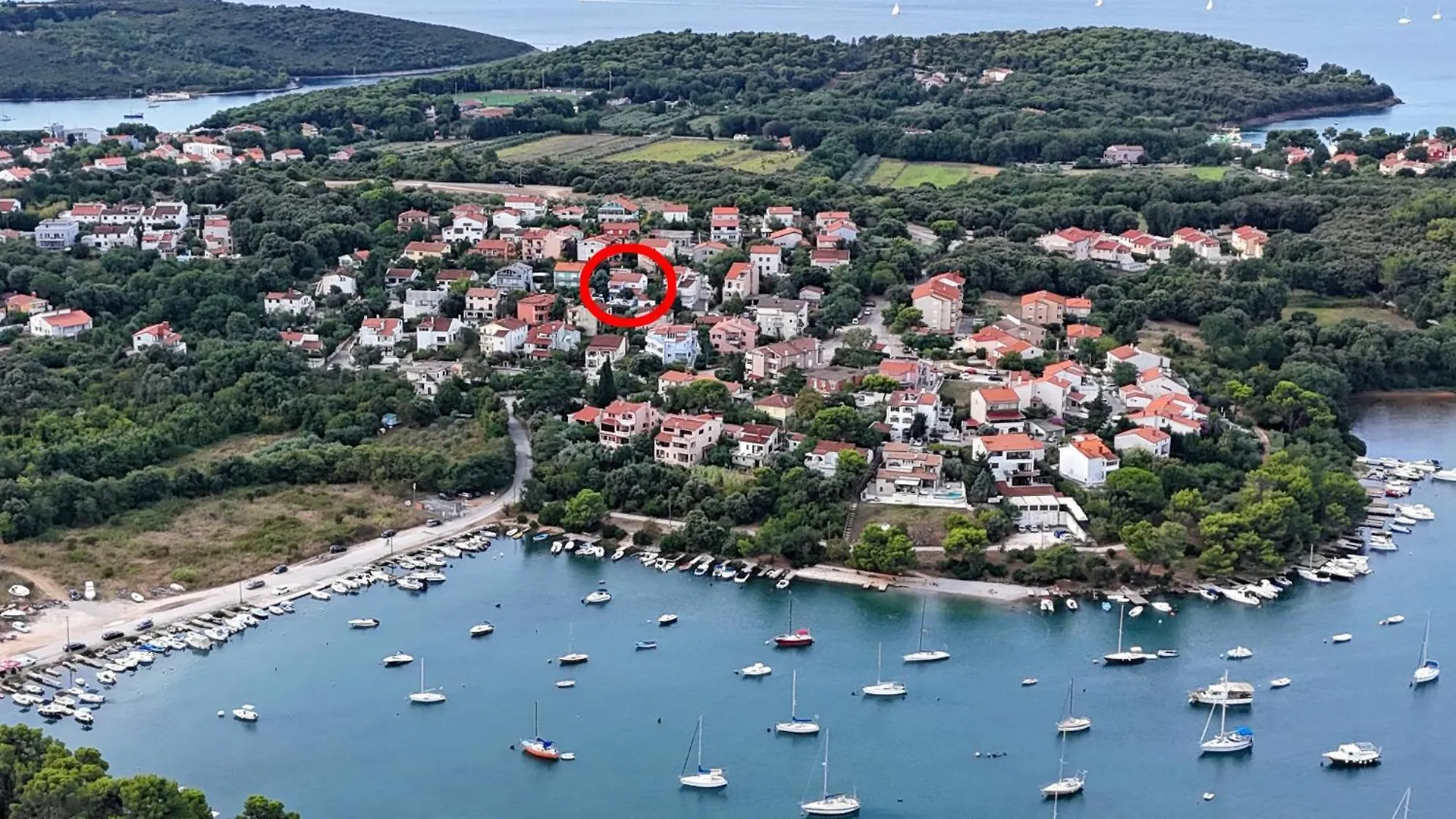 Apartments With A Parking Space Banjole, Pula - 14391